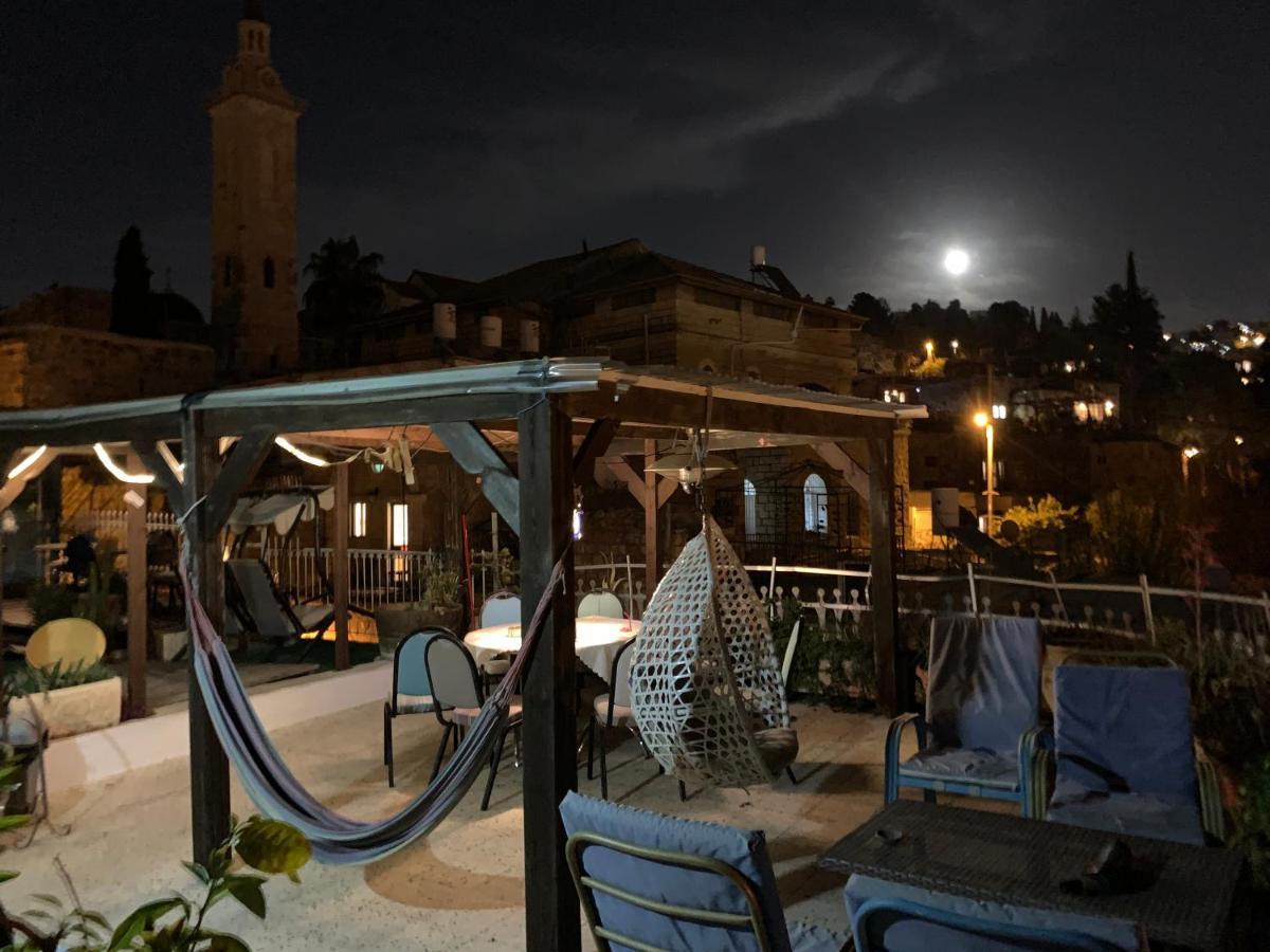 Sweet 'En Kerem View Bed and Breakfast Jeruzalem Buitenkant foto