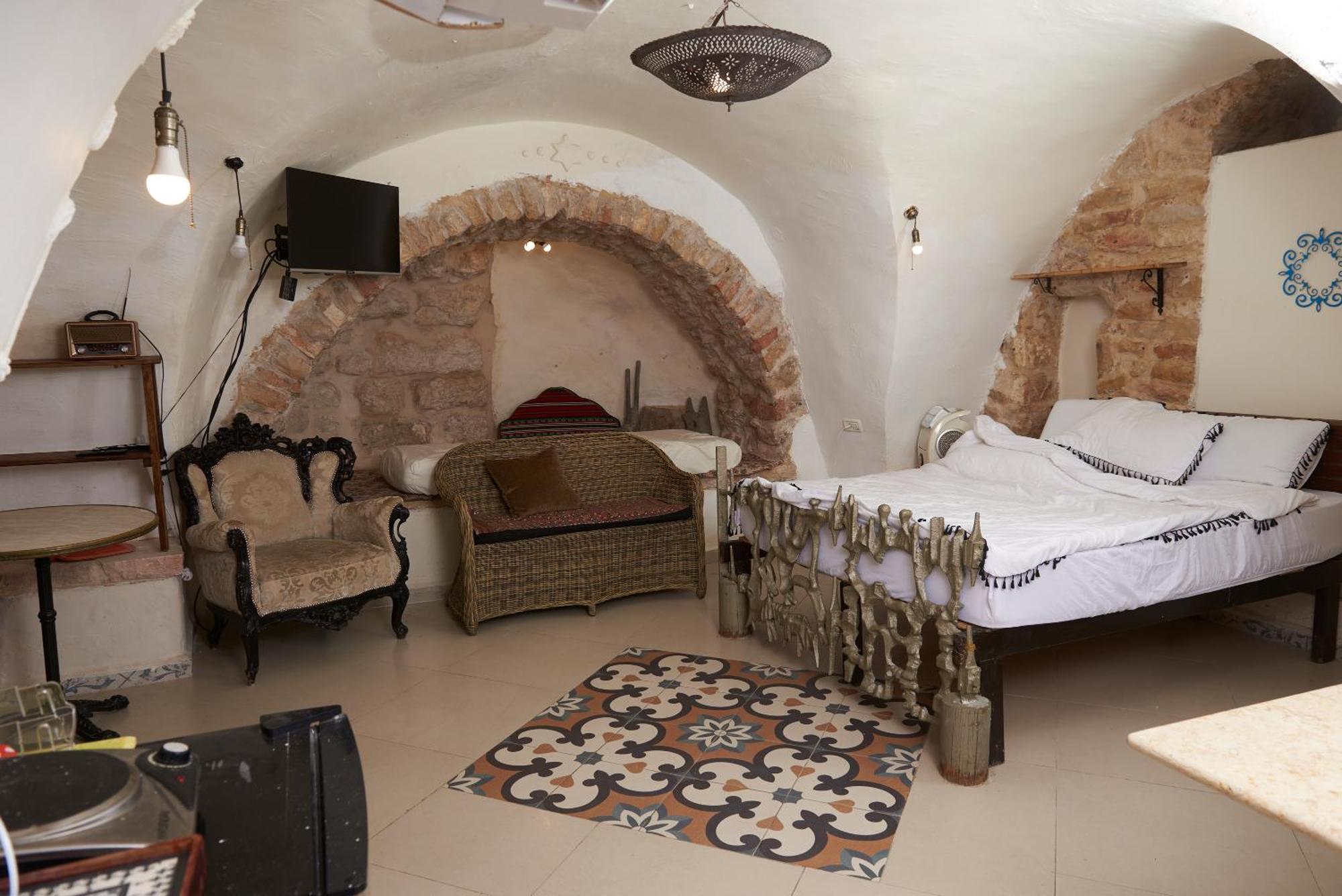 Sweet 'En Kerem View Bed and Breakfast Jeruzalem Buitenkant foto
