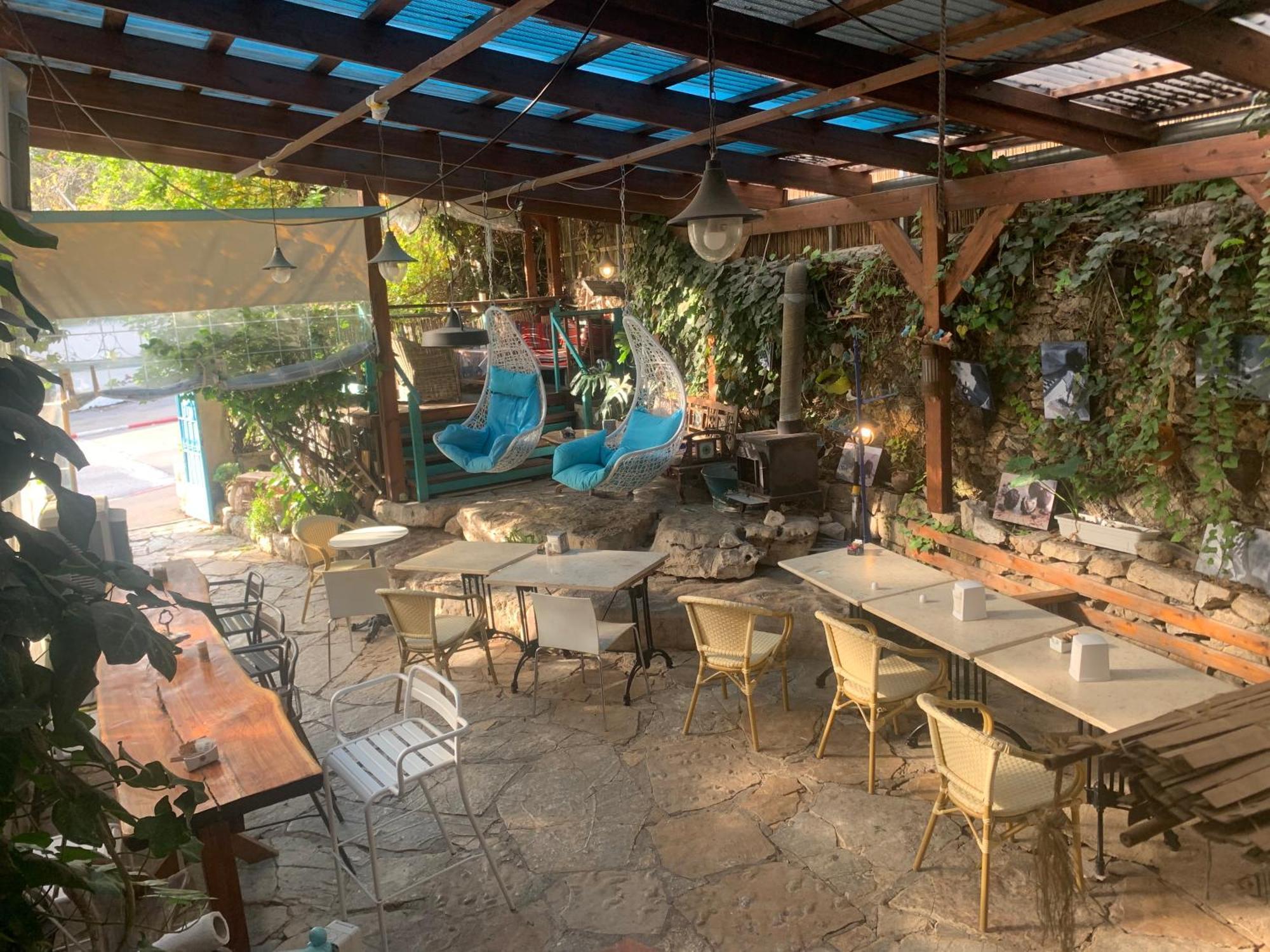 Sweet 'En Kerem View Bed and Breakfast Jeruzalem Buitenkant foto