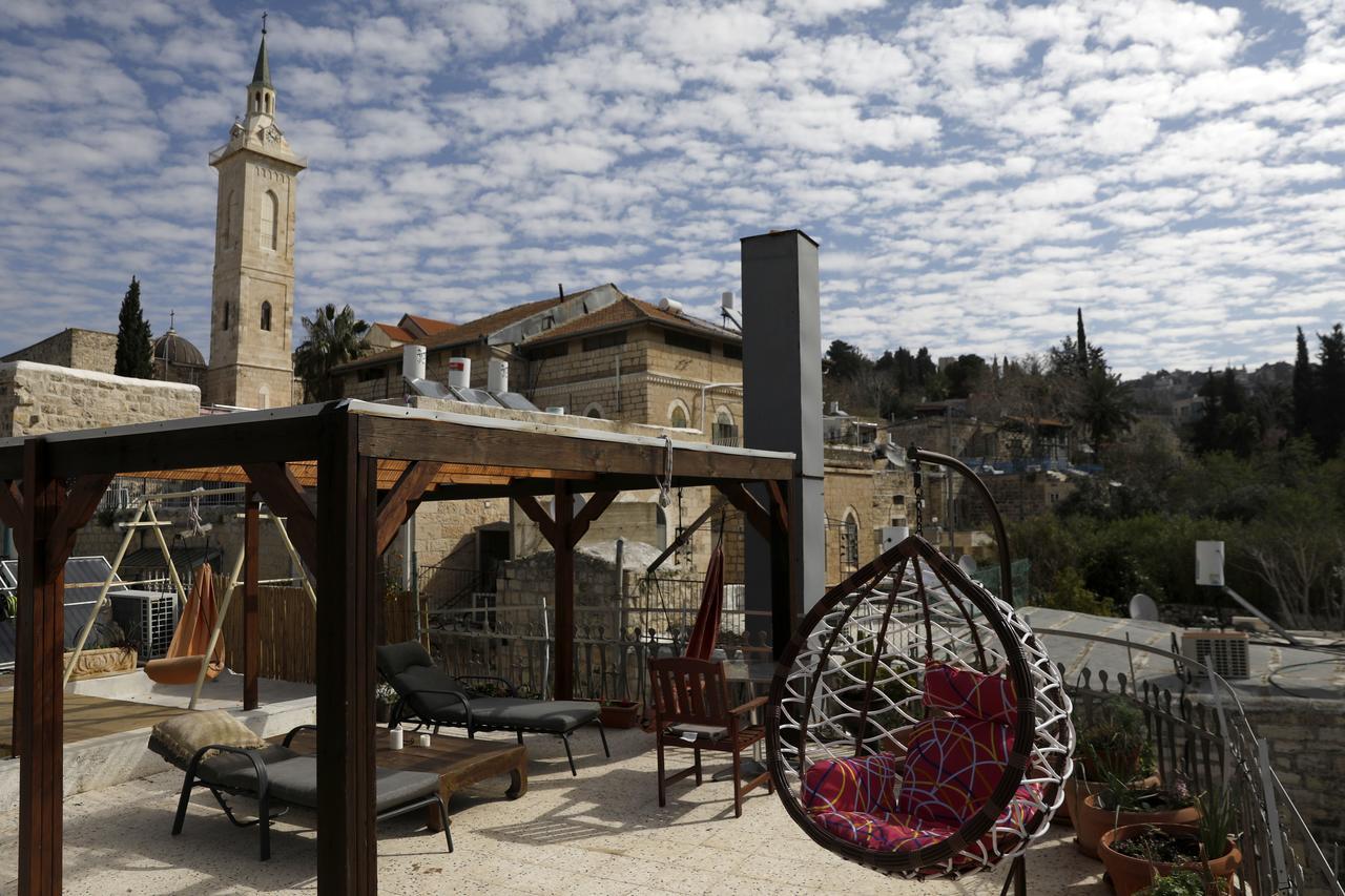 Sweet 'En Kerem View Bed and Breakfast Jeruzalem Buitenkant foto
