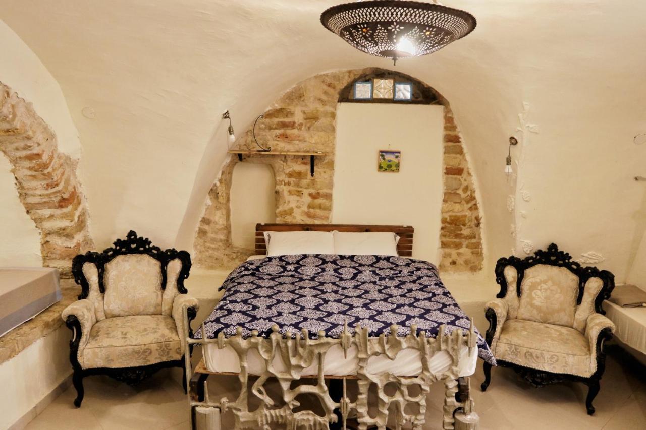 Sweet 'En Kerem View Bed and Breakfast Jeruzalem Buitenkant foto
